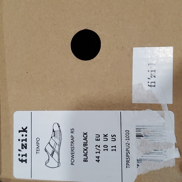 Fizik Powerstrap R5 Cycling Cleats - Picture 2 of 3